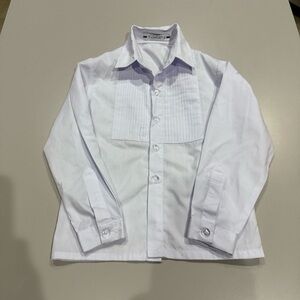 White Button-Up Tuxedo Shirt with Pleated Front & fancy clear buttons.  Boys 5